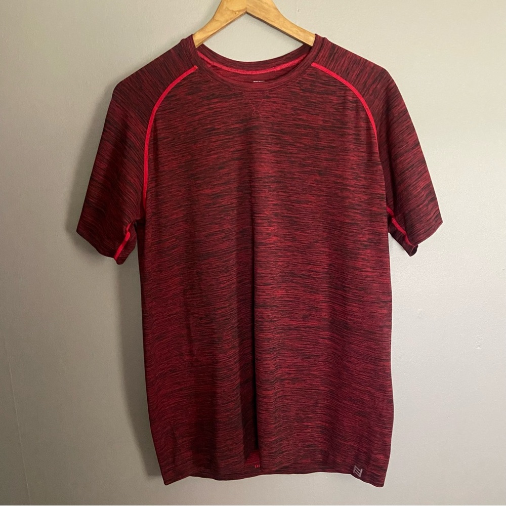 Zyia Active Tee Size Large